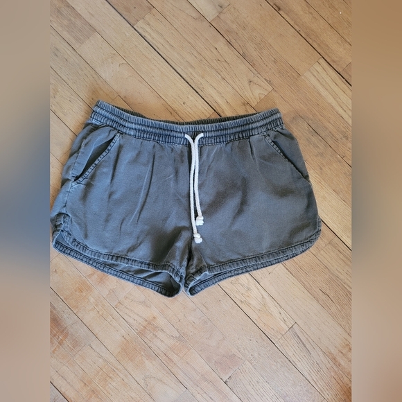 Aerie, Chambray Shorts, Washed Grey - Size‎ Small - Picture 1 of 5